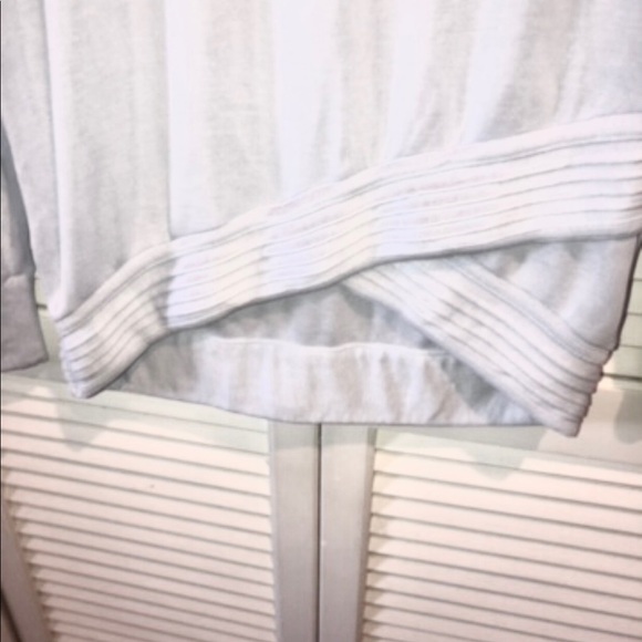 Athleta Baby Blue Light Sweatshirt Small - Picture 5 of 7